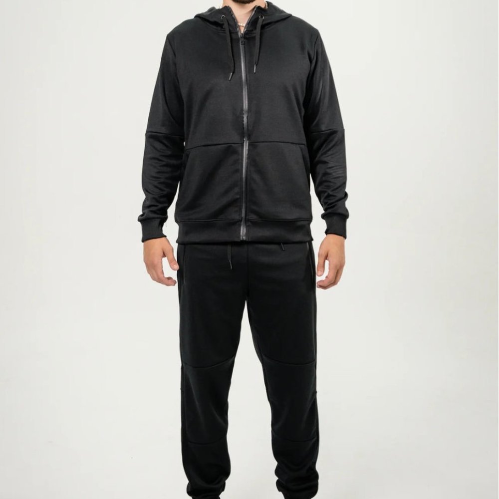 BLACK Tech Comfort Tracksuit: Stay Stylish, Stay Comfortable
